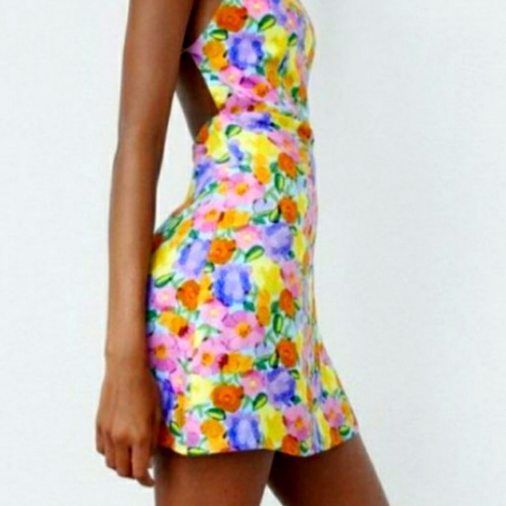 Zara NWT Mini floral dress med (4-6) spaghetti straps
